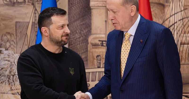 Зеленский прилетел на встречу с Эрдоганом видео
