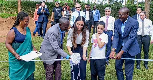 Ruanda məktəbi içməli su ilə təchiz olundu FOTOLAR