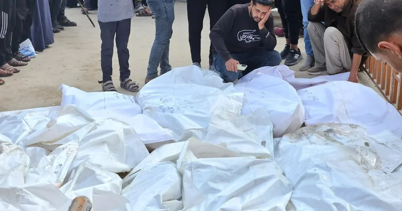 İsrail gecə boyu Qəzzanı bombaladı: Onlarla ölən var