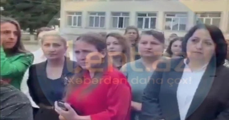 Zaqatalada valideyn və müəllimlər AYAĞA QALXDI Məktəbin bağlanmasına ETİRAZ