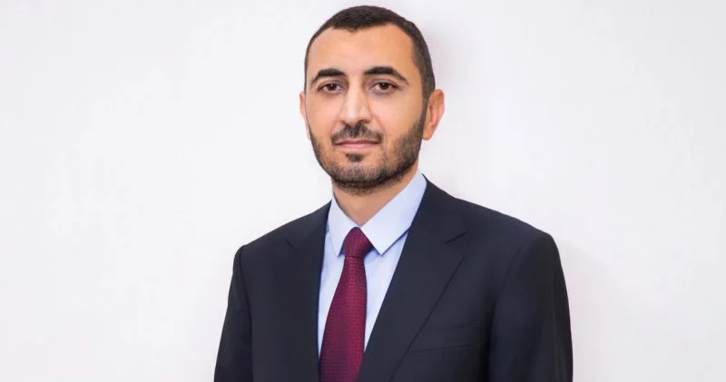 Yeni sədr 31 yaşlı bankirə vəzifə verdi (FOTO)
