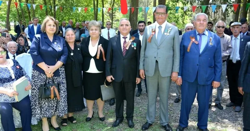 “Georgi lenti”ni yaxama 2 metr boyu olan adam sancdı”