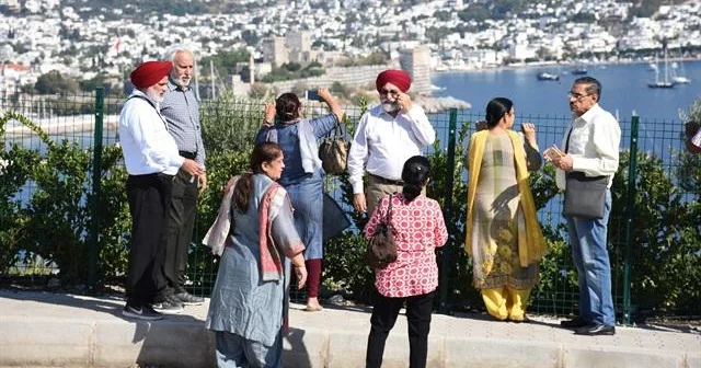 Hindistandan Türkiyə və Azərbaycana turist səfərləri azalıb