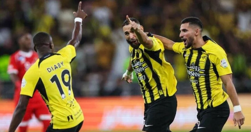 Benzemalı Əl İttihad sona 2 tur qalmış çempion oldu