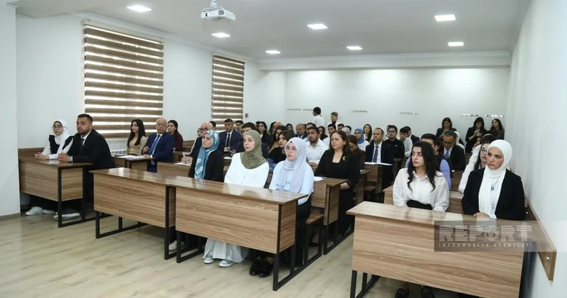Bakıda nümunəvi ailə modelinin təşviqi müzakirə olundu FOTOLAR