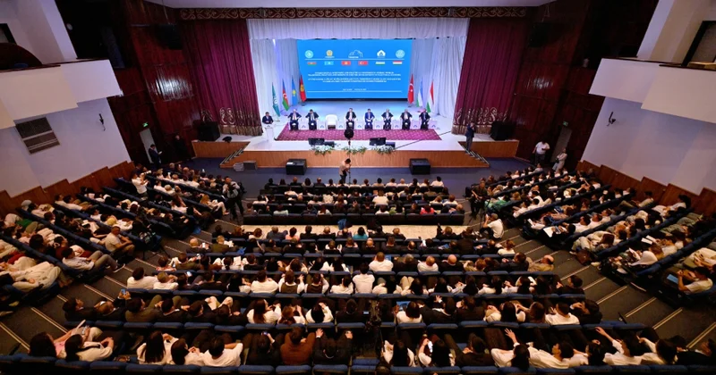 Qazaxıstanda türk dövlətlərində seçki sistemlərinin inkişafı müzakirə olunub