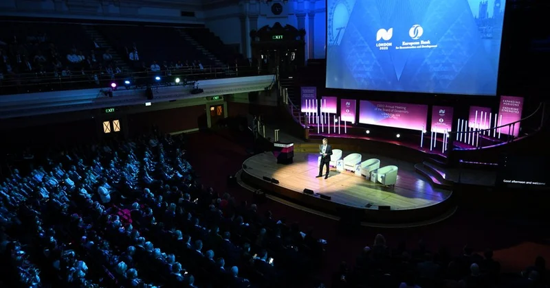 Mikayıl Cabbarov EBRD nin Müdirlər Şurasının açılış sessiyasında