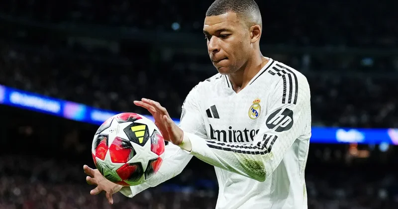 “Qızıl buts” yarışı: Mbappe Salaha çatdı