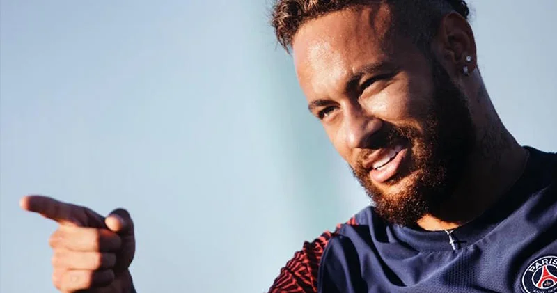 Neymarın yeni lüks avtomobili FOTO