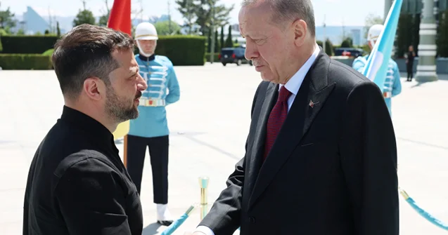“Təklif Putinin idi, amma özü gəlmədi”