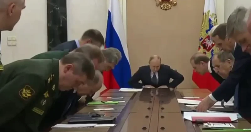 Путин провел совещание по переговорам в Стамбуле накануне отлета делегации