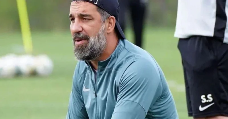 Arda Turan İngiltərə klubunda?