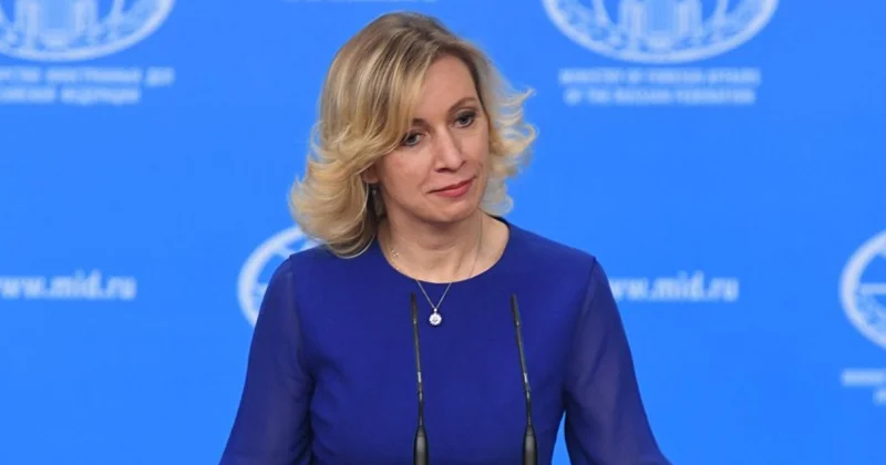 Zaxarova Azərbaycan komandolarının paradda iştirakından danışdı