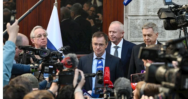 Medinsky: “İstanbuldakı nümayəndə heyəti həll yolları tapmaqda qərarlıdır”
