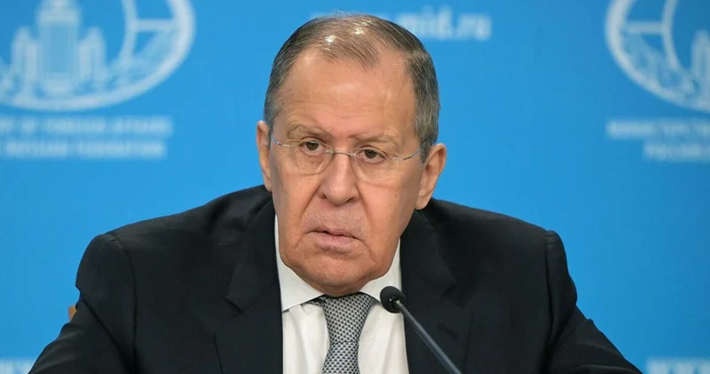 Лавров: Заявления Макрона умом понять невозможно