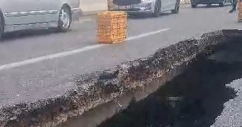 На трассе Баку Алят обрушился мост: грузовик провалился в образовавшуюся яму