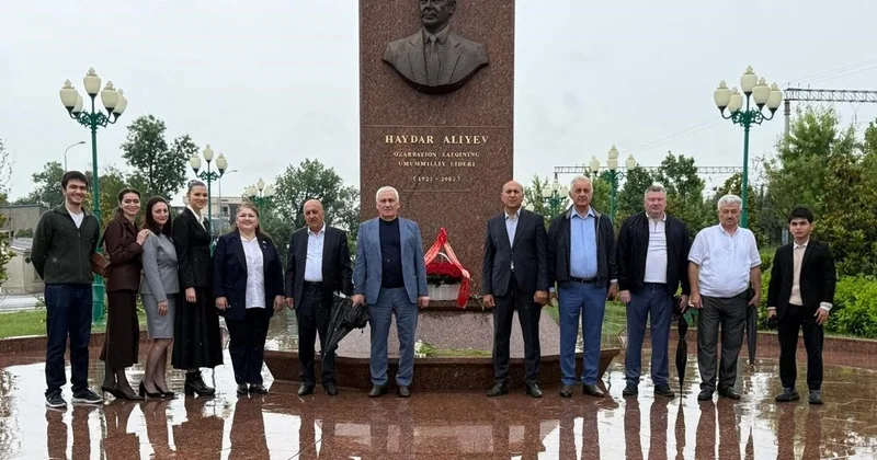 Ulu Öndər Heydər Əliyevin əziz xatirəsi Orta Asiya və Gürcüstanda silsilə tədbirlərlə anılıb