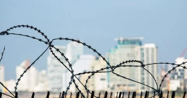 İsrail Livanla sahil zolağını bağladı