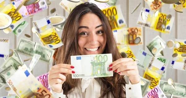Avrosu olanlara ŞAD XƏBƏR BAHALAŞDI
