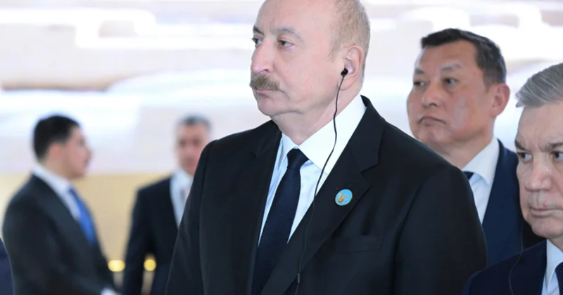 Prezident Türküstanda bir sıra mədəni məkanlarla tanış oldu Fotolar