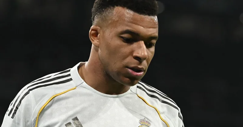 Mbappe zədəli halda İtaliyaya səyahətini izah edib