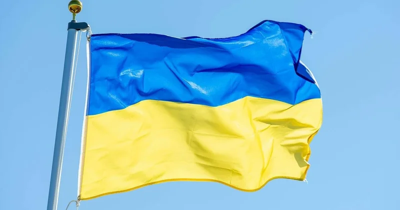 В Украине отменяют запрет на выезд женщин из страны