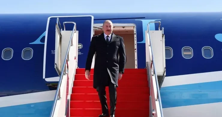 İlham Əliyev Qazaxıstana getdi