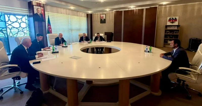Energetika naziri Neftçalada vətəndaşlarla görüşüb