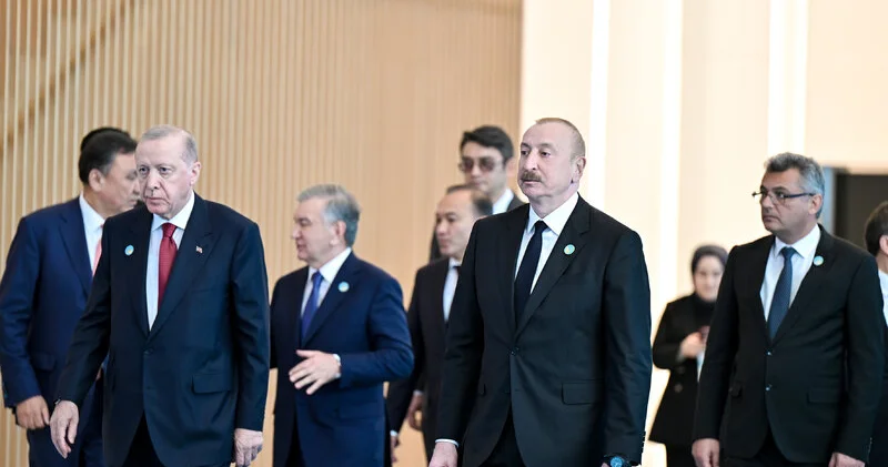 İlham Əliyev və TDT nin qeyri rəsmi Zirvə görüşünün digər iştirakçıları Türk Sivilizasiyası Mərkəzinin təməlqoyma mərasimində iştirak etdilər