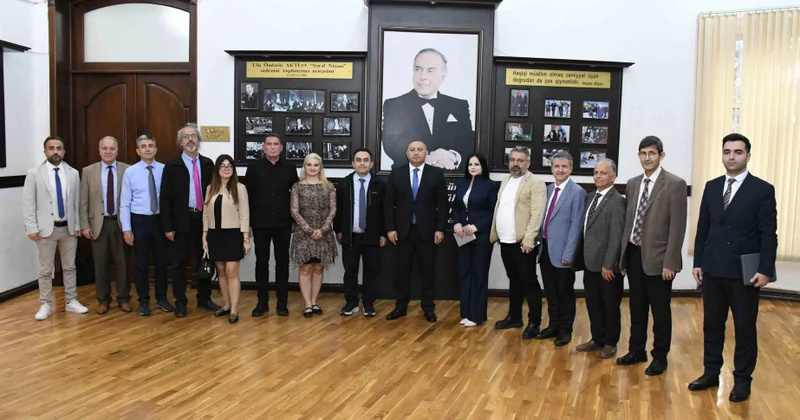 ADAU da türk müəllimlərlə görüş