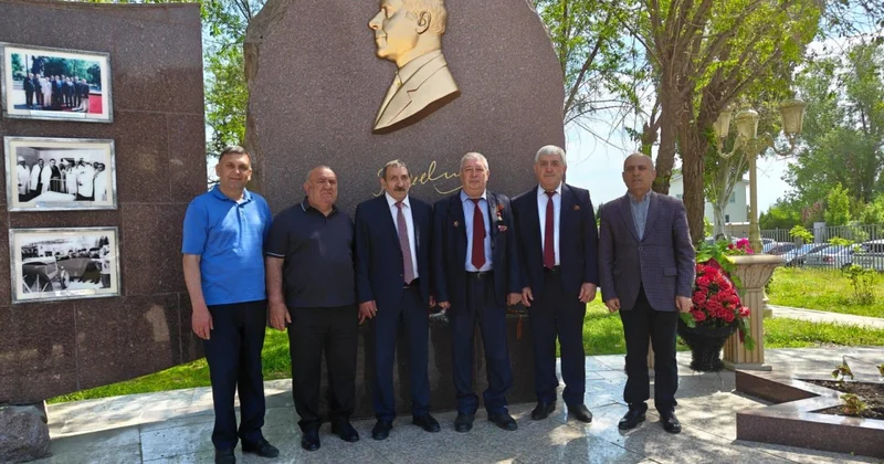 Soydaşlarımız Heydər Əliyevin əziz xatirəsini ehtiramla yad ediblər FOTOLAR