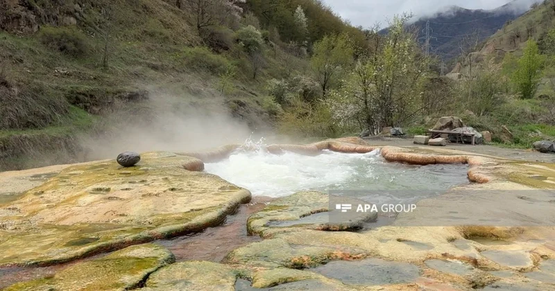 Karlovı Varının bənzəri: Kəlbəcərin İstisu mineral bulağı turistlər üçün cəlbedici məkana çevrilə bilər FOTO
