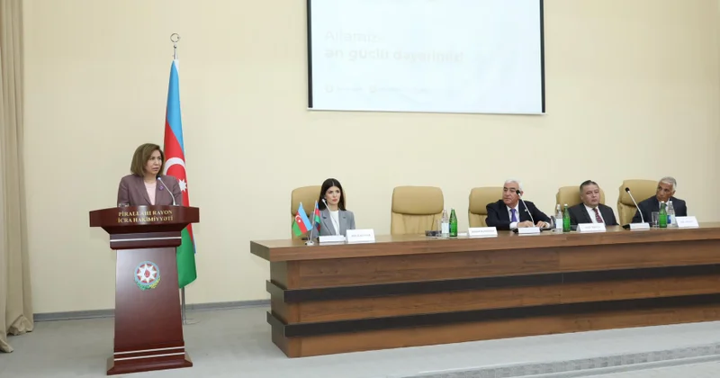 Beynəlxalq Ailə Gününə həsr olunan konfrans: “Ailəmiz ən güclü dəyərimiz”