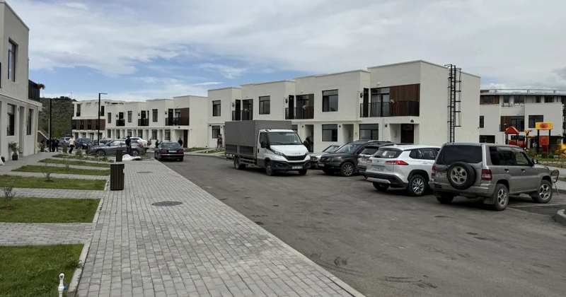 “Qəlbimiz həmişə Zəngilanda qalmışdı” Şəhərdəki ilk yaşayış kompleksindən reportaj