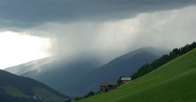 Temperatur düşəcək Leysan, dolu xəbərdarlığı edildi