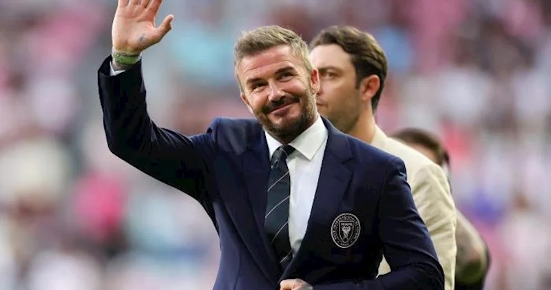 Bekhem Böyük Britaniyanın ilk milyarder idmançısı oldu