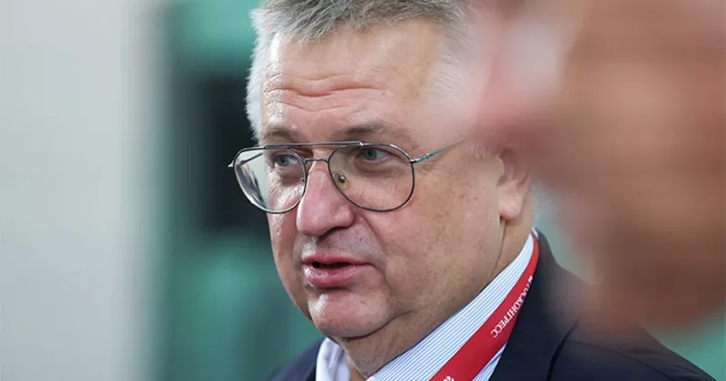 Оверчук: Москва и Баку развивают транспортные коридоры
