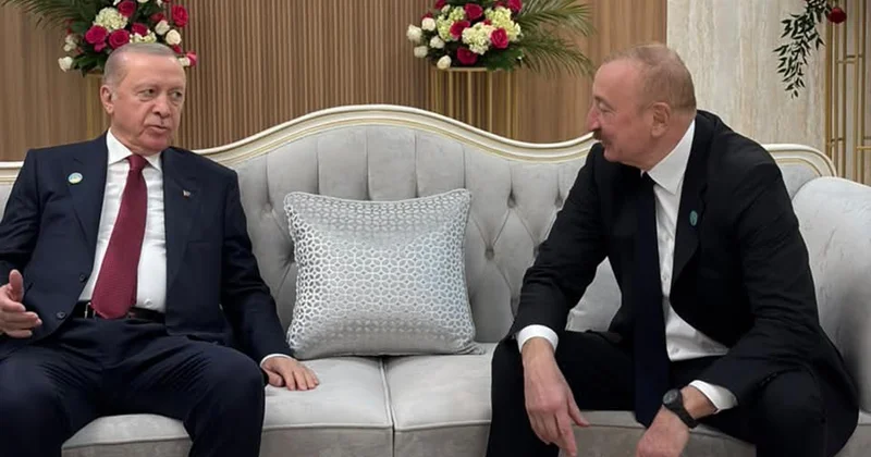 Liderlər çay süfrəsində FOTOLAR