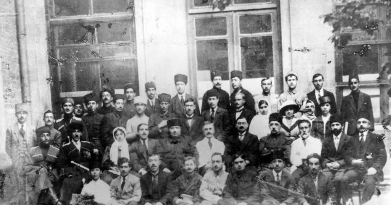 Solmaz duyğu, sönməz ulduz Rafael Hüseynov yazır
