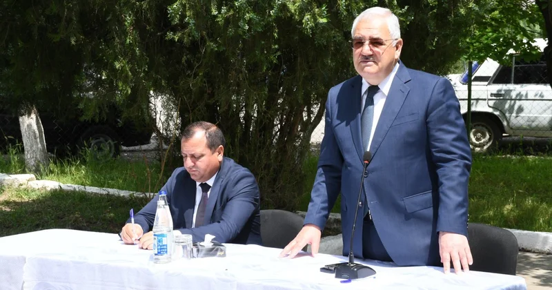 Vaqif Həsənov Səfərli qəsəbəsində səyyar qəbul keçirdi FOTOLAR