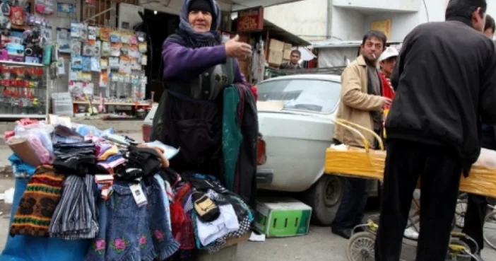 Azərbaycanda küçə ticarəti ilə bağlı yeni QƏRAR