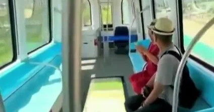 В Китае показали небесный поезд будущего ВИДЕО