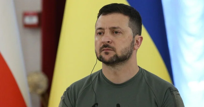 Zelenski: Rusiya qərar qəbuletmə mərkəzlərinə, o cümlədən Prezident Ofisinə zərbə endirməyə hazırlaşır