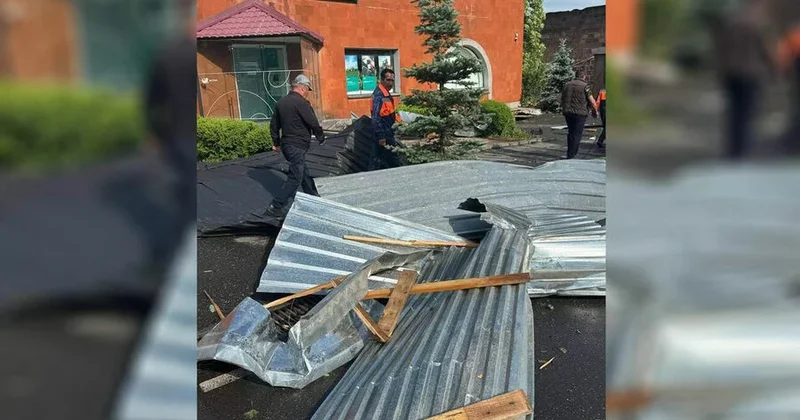 Güclü qasırğa Ermənistanda şəhəri ALT ÜST ETDİ