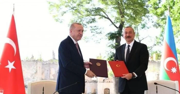 Əbədi və əzəli Azərbaycan Türkiyə qardaşlığı