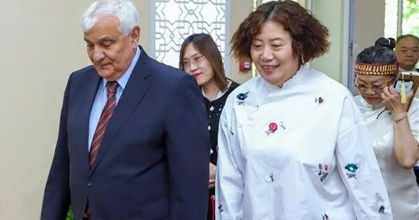 Çinin ölkəmizdəki səfiri bu universitetə gəldi