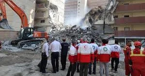 İsrail Tehranda yaşayış binasını VURUB?