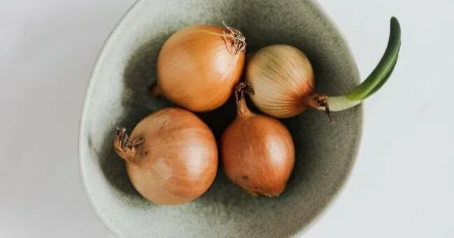 Bu şəxslərə soğan yemək olmaz
