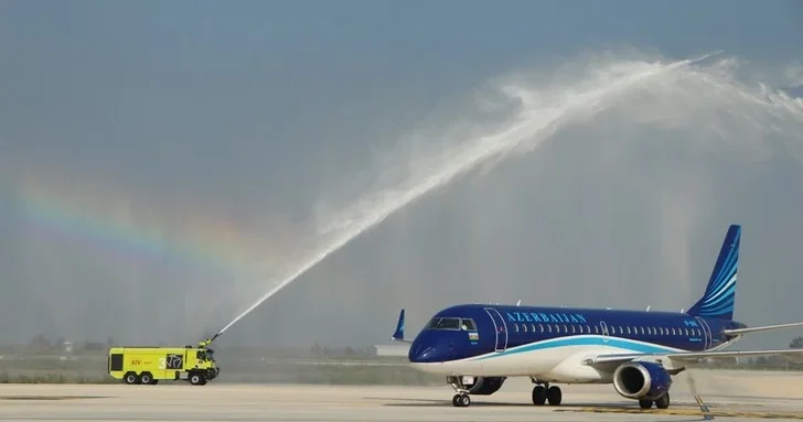 AZAL выполнил первый рейс в турецкий Международный аэропорт Чукурова
