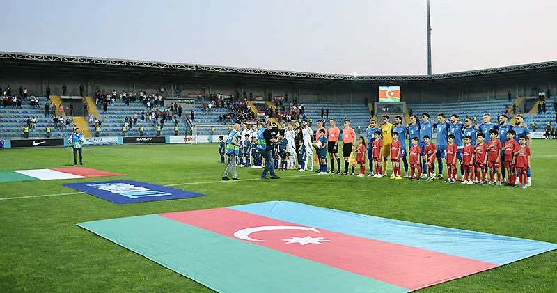 Milli: 100 ilin tənhalığına doğru...